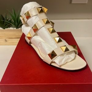 Brand New Valentino Sandal